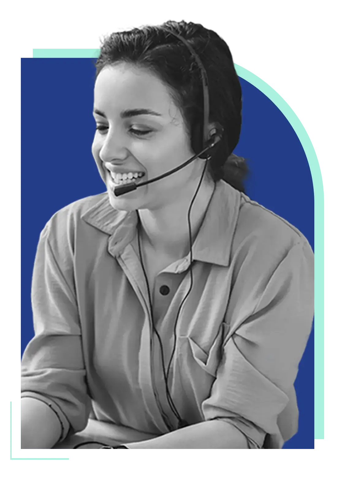 A Peak Support customer service representative smiles while assisting a client through a secure headset connection, symbolizing the accuracy and professionalism required in financial services. Peak Support delivers expert, compliant support to protect customer trust in the financial industry.